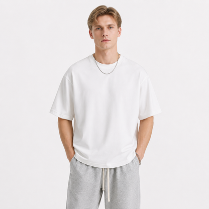Oversized T-skjorte til Herre – Kortermet T-skjorte med Brodert Fiskemotiv – Hvit