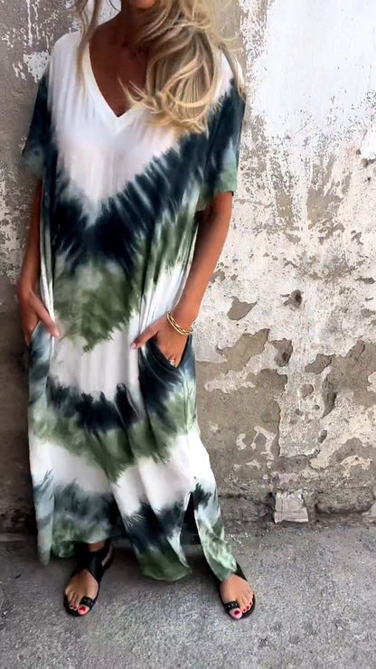 Caelia | Elegant lang kjole i tie-dye