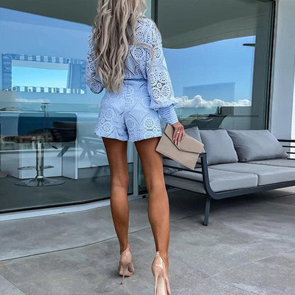 Elegant todelt med blonder