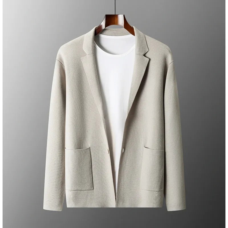 Strikkjakke Høstkolleksjon 2023 - Dame -BELO